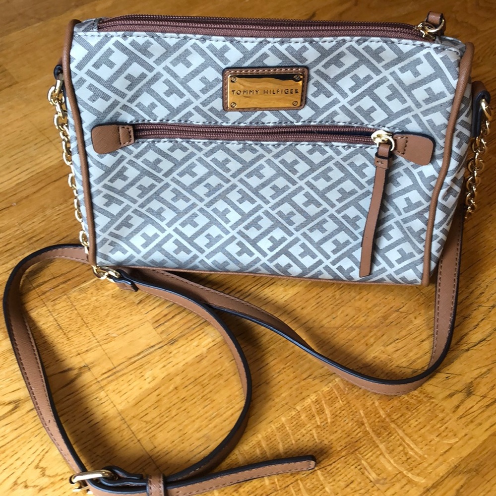 Tommy Hilfiger cross body bag